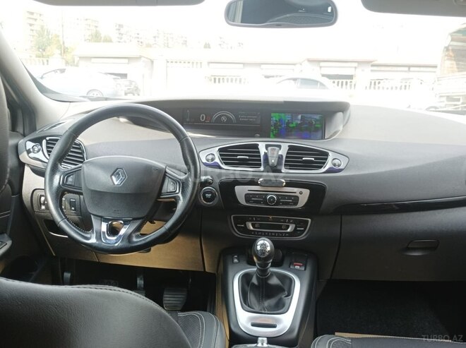 Renault Grand Scenic 2015, 273,000 km - 1.5 l - Bakı