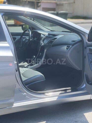 Hyundai Elantra 2015, 230,136 km - 1.8 л - Bakı