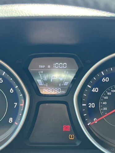 Hyundai Elantra 2015, 230,136 km - 1.8 л - Bakı