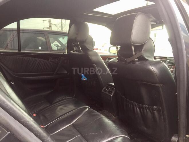 Mercedes E 280 1997, 418,000 km - 2.8 l - Bakı