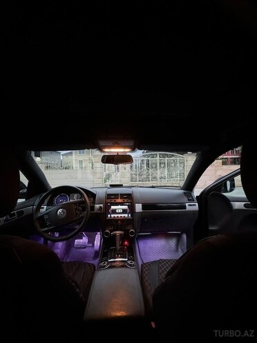 Volkswagen Touareg 2008, 253,000 km - 4.2 л - Bakı
