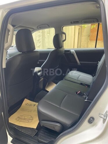 Toyota Land Cruiser Prado 2013, 98,000 km - 2.7 л - Bakı