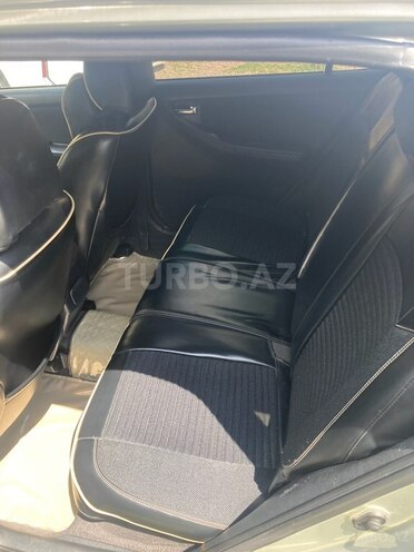 Toyota Corolla 2004, 290,000 km - 2.0 l - Bakı