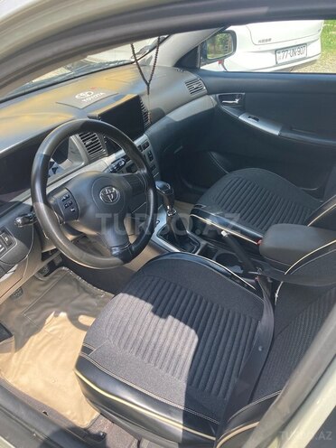Toyota Corolla 2004, 290,000 km - 2.0 l - Bakı