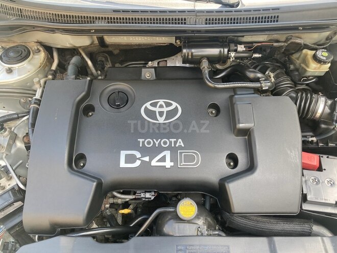 Toyota Corolla 2004, 290,000 km - 2.0 l - Bakı