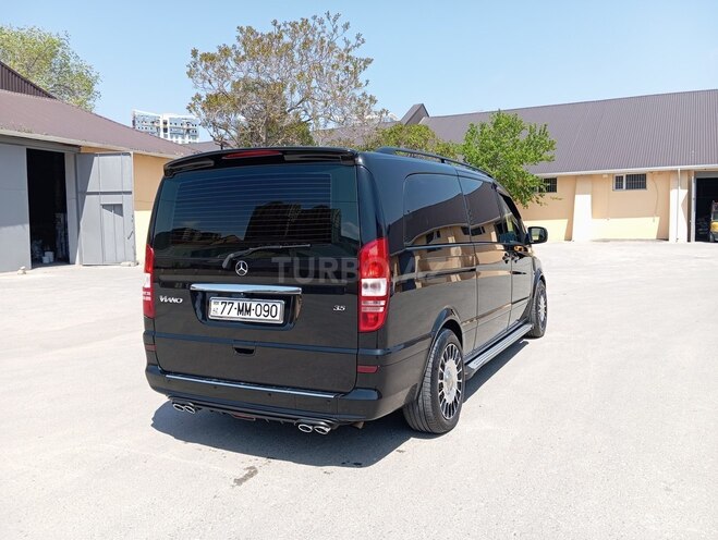 Mercedes Viano-4