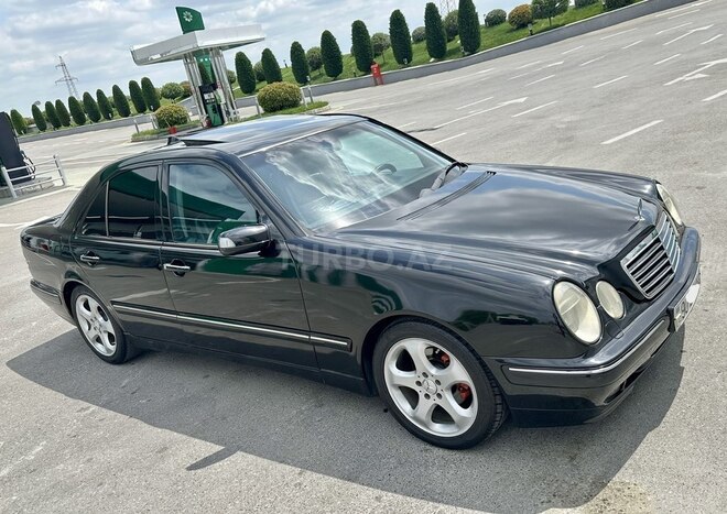 Mercedes E 240 2001, 290,000 km - 2.4 l - Kürdəmir