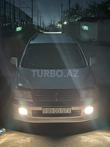 Mitsubishi Grandis 2000, 460,000 km - 2.4 л - Bakı
