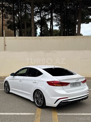 Hyundai Elantra 2018, 78,000 km - 1.6 л - Bakı