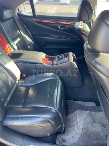Lexus LS 460 2008, 304,200 km - 4.6 l - Bakı