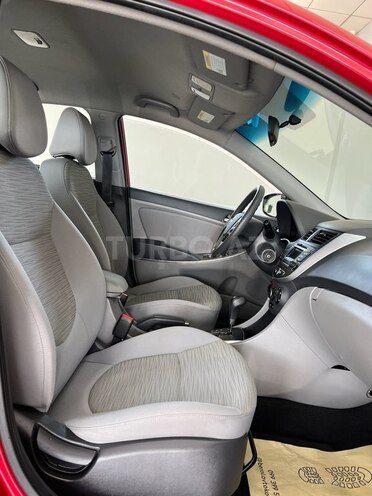 Hyundai Accent 2017, 165,762 km - 1.6 l - Bakı