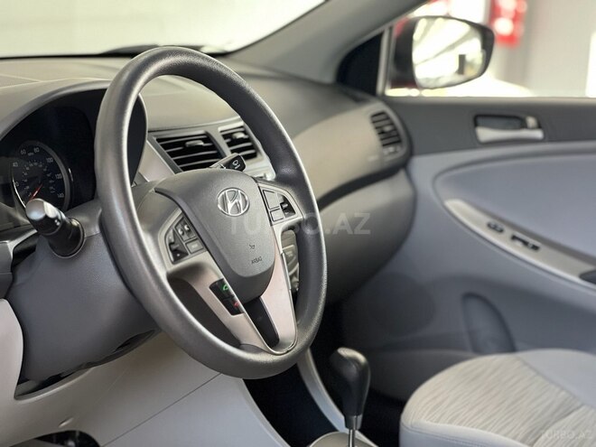 Hyundai Accent 2017, 165,762 km - 1.6 l - Bakı