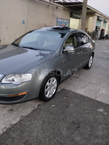Volkswagen Passat 2005, 287,237 km - 2.0 l - Gəncə