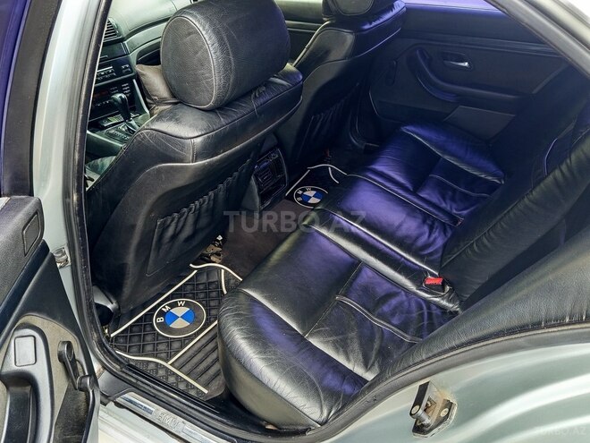 BMW 523 1996, 228,000 km - 2.5 l - Bakı