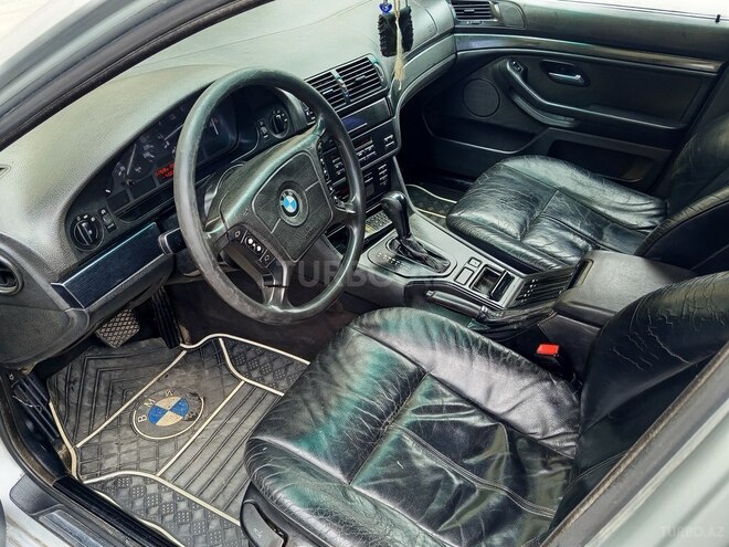 BMW 523 1996, 228,000 km - 2.5 l - Bakı