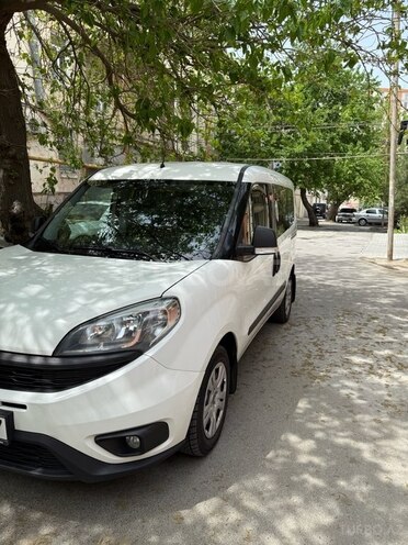 Fiat Doblo 2017, 181,520 km - 1.3 l - Bakı
