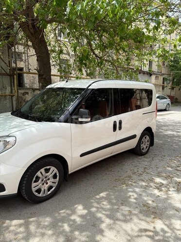 Fiat Doblo 2017, 181,520 km - 1.3 l - Bakı