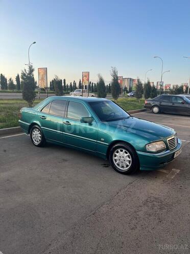 Mercedes C 180 2000, 258,918 km - 1.8 л - Gəncə