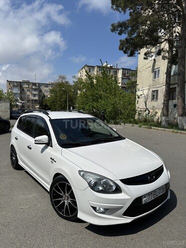 Hyundai i30 2011, 250,000 km - 1.4 l - Bakı