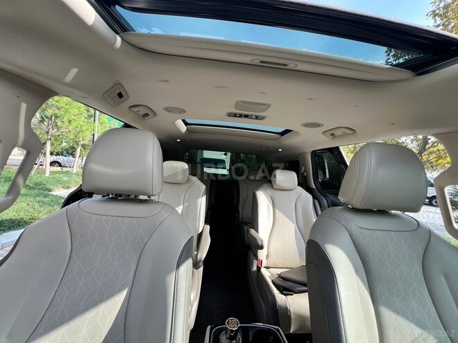 Kia Carnival 2021, 130,000 km - 2.2 л - Bakı