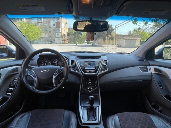 Hyundai Elantra 2015, 130,000 km - 1.8 l - Bakı