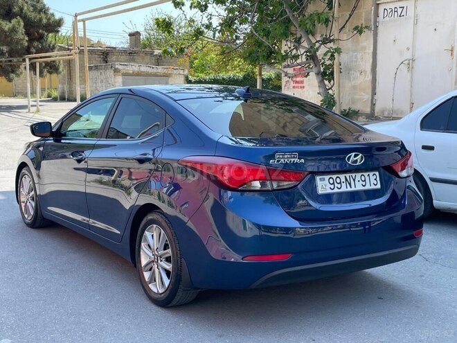 Hyundai Elantra 2015, 130,000 km - 1.8 l - Bakı