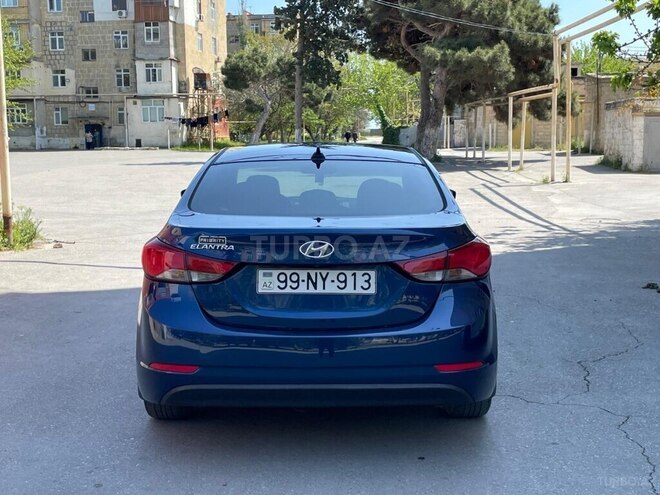 Hyundai Elantra 2015, 130,000 km - 1.8 l - Bakı