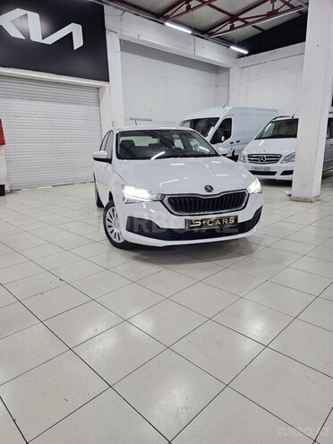 Skoda Rapid 2021, 133,215 km - 1.6 л - Bakı