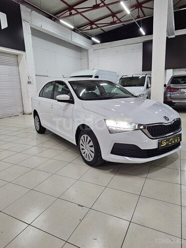 Skoda Rapid 2021, 133,215 km - 1.6 л - Bakı