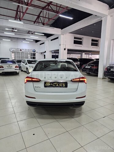 Skoda Rapid 2021, 133,215 km - 1.6 л - Bakı
