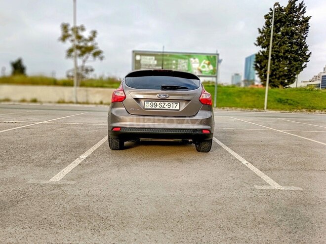Ford Focus 2014, 253,000 km - 1.6 л - Bakı