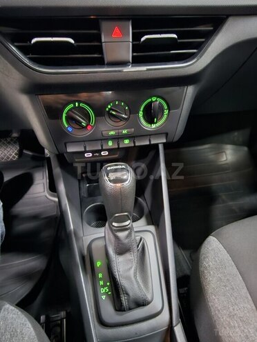 Skoda Rapid 2021, 133,215 km - 1.6 л - Bakı