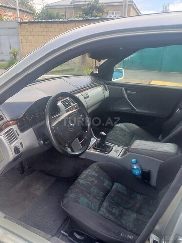 Mercedes E 230 1997, 349,579 km - 2.3 l - Balakən