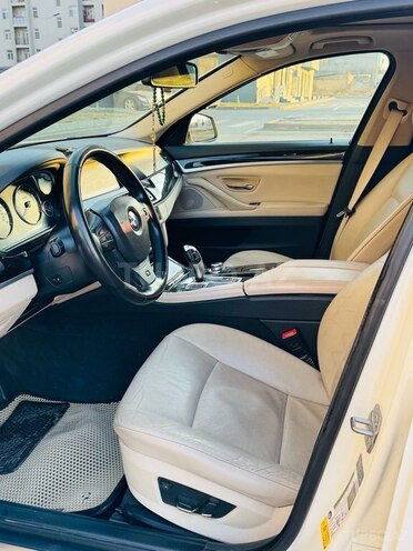 BMW 528 2013, 280,000 km - 2.0 l - Bakı