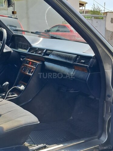 Mercedes E 300 d 1991, 310,000 km - 3.0 л - Bakı