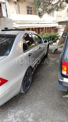 Mercedes C 200 2000, 380,000 km - 2.0 l - Bakı