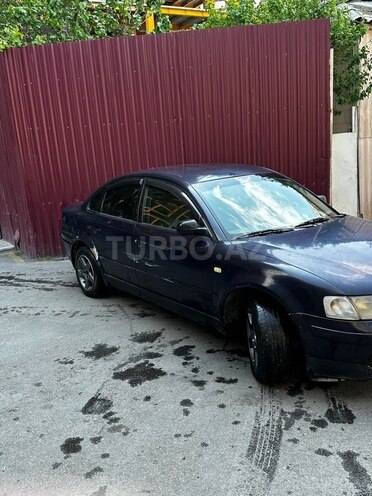 Volkswagen Passat 1998, 300,000 km - 1.8 л - Bakı