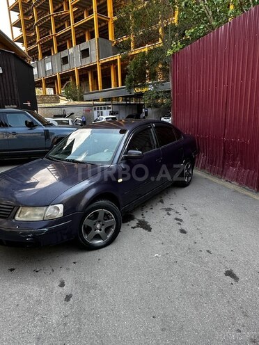 Volkswagen Passat 1998, 300,000 km - 1.8 л - Bakı