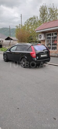 Kia Ceed 2008, 284,000 km - 1.6 л - Qax