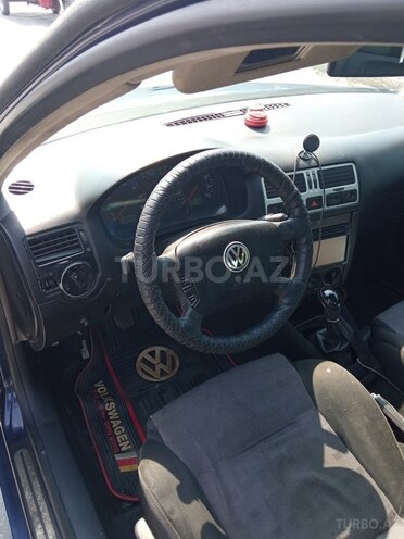 Volkswagen Bora 2000, 300,000 km - 1.9 l - Qax