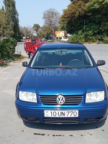 Volkswagen Bora 2000, 300,000 km - 1.9 l - Qax