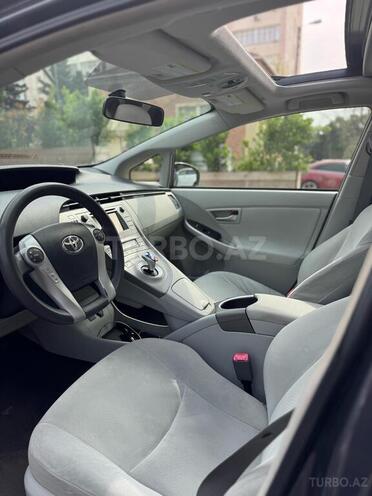 Toyota Prius 2011, 221,000 km - 1.8 l - Bakı