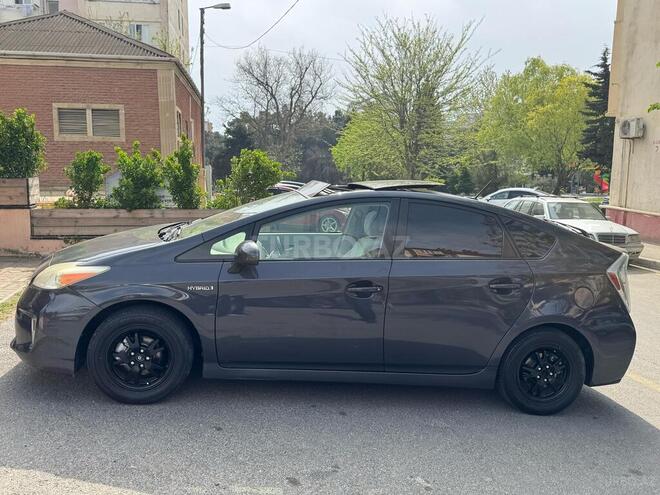 Toyota Prius 2011, 221,000 km - 1.8 l - Bakı