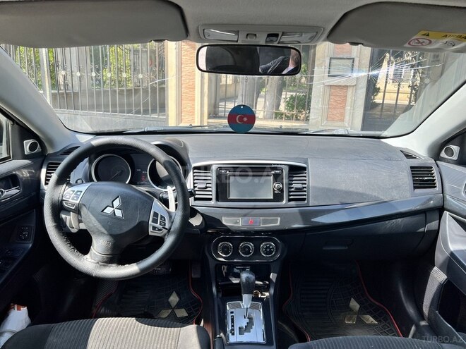 Mitsubishi Lancer 2013, 260,000 km - 2.0 l - Bakı