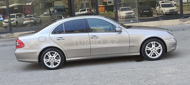 Mercedes E 200 d 2006, 243,000 km - 2.2 л - Bakı