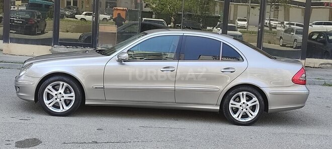 Mercedes E 200 d 2006, 243,000 km - 2.2 л - Bakı