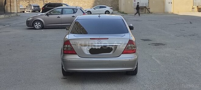 Mercedes E 200 d 2006, 243,000 km - 2.2 л - Bakı