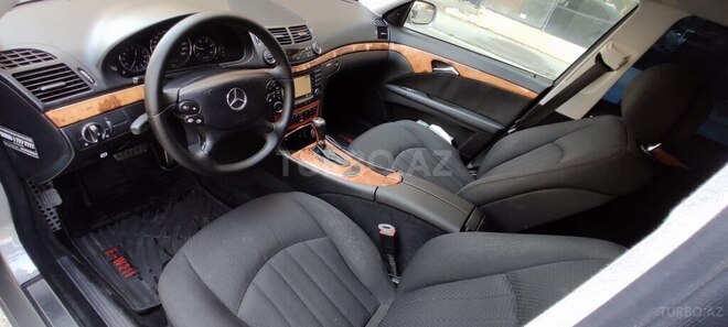 Mercedes E 200 d 2006, 243,000 km - 2.2 л - Bakı
