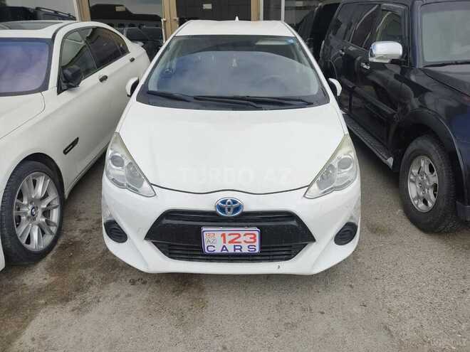 Toyota Aqua 2015, 130,000 km - 1.5 l - Bakı