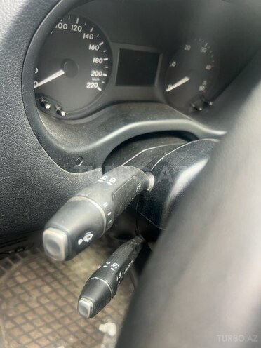 Mercedes Vito 115-4
